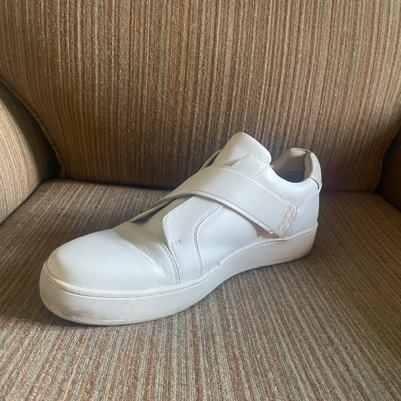 White Calvin Klein strap shoes - Picture 3 of 4